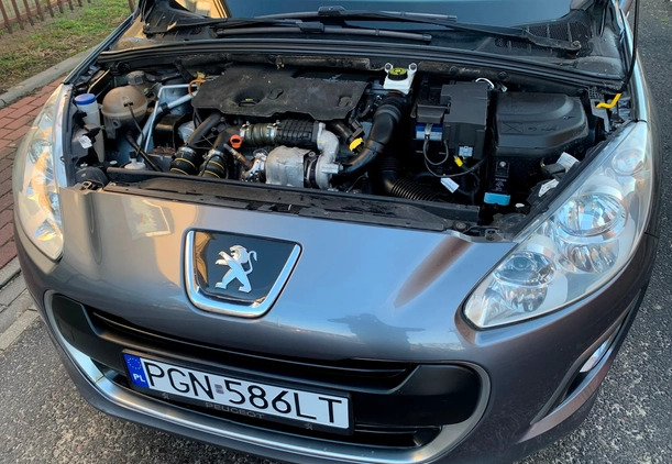 Peugeot 308 cena 21999 przebieg: 177000, rok produkcji 2011 z Gniezno małe 781